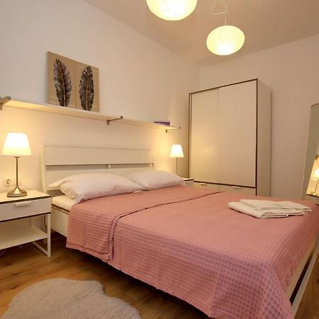 מורטר Apartments Ines מראה חיצוני תמונה