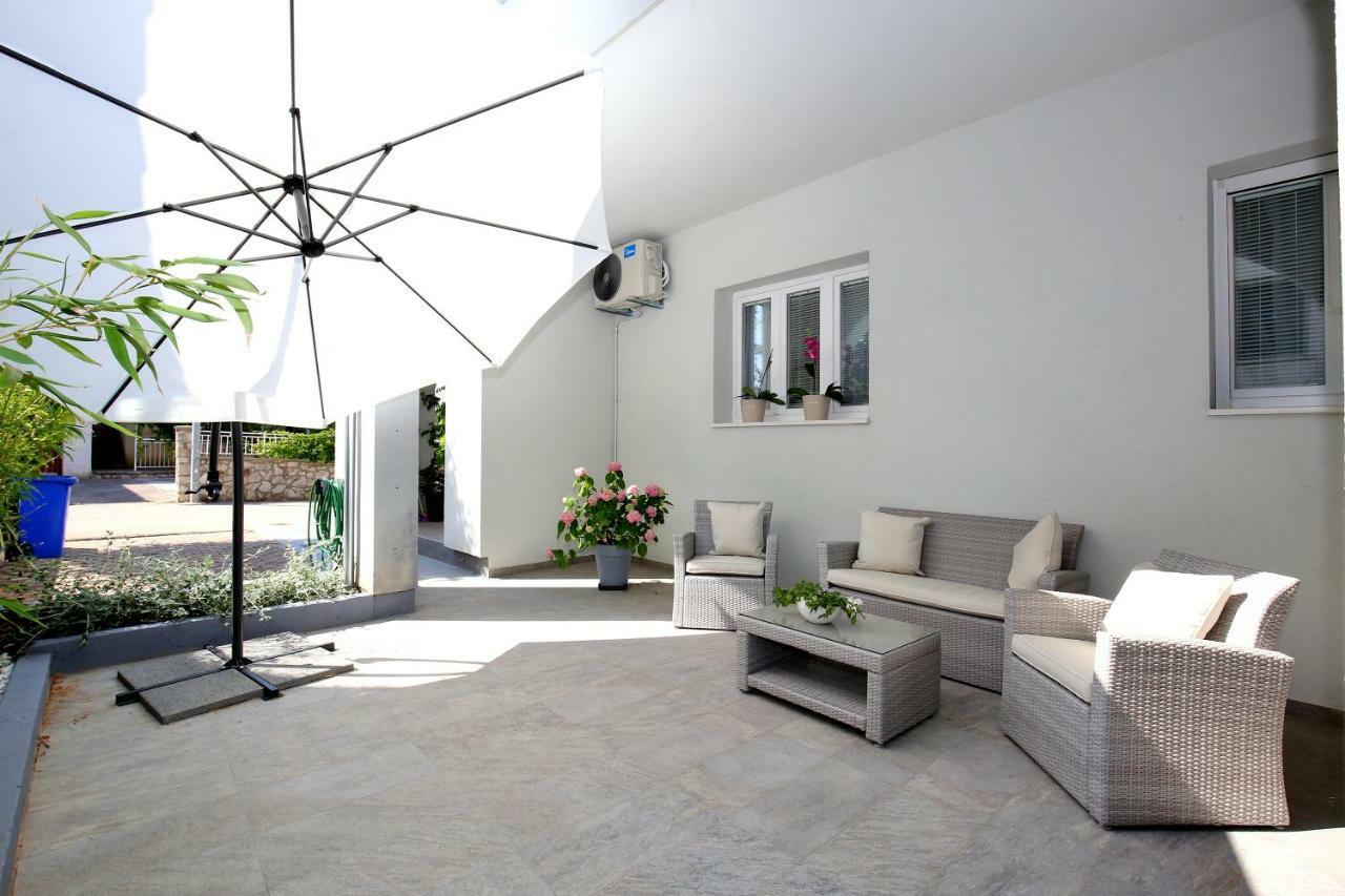 מורטר Apartments Ines מראה חיצוני תמונה