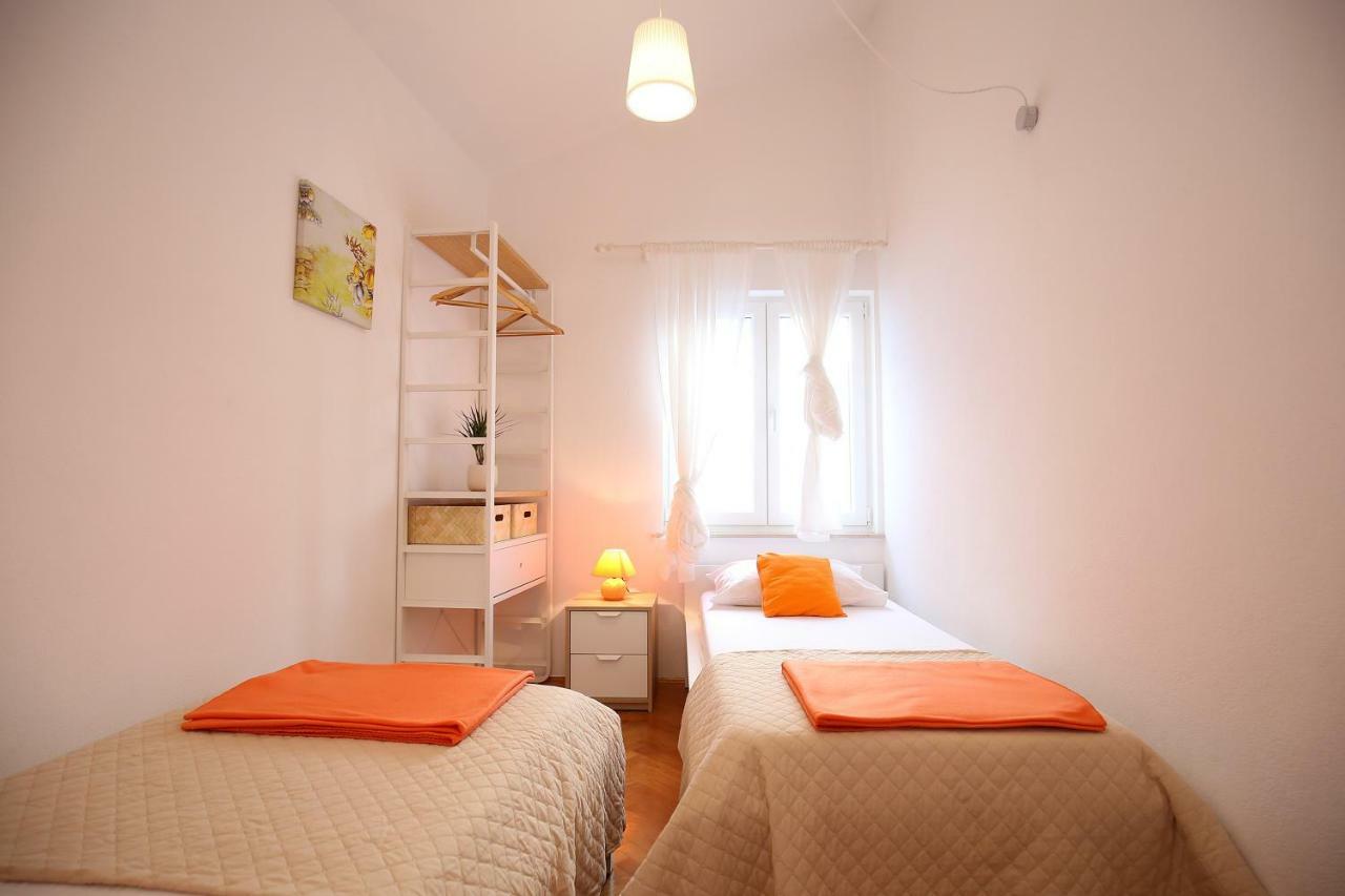 מורטר Apartments Ines מראה חיצוני תמונה