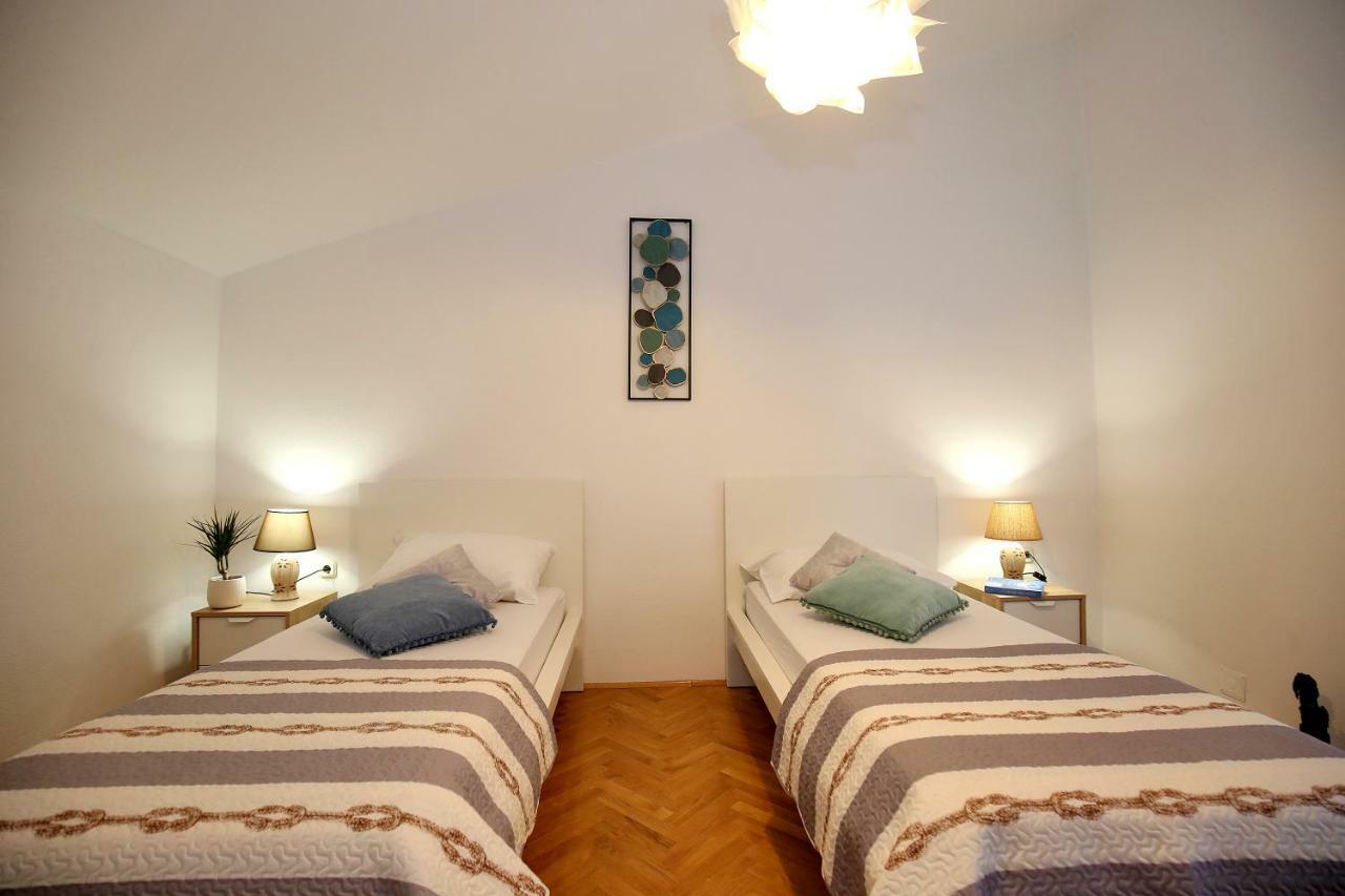 מורטר Apartments Ines מראה חיצוני תמונה