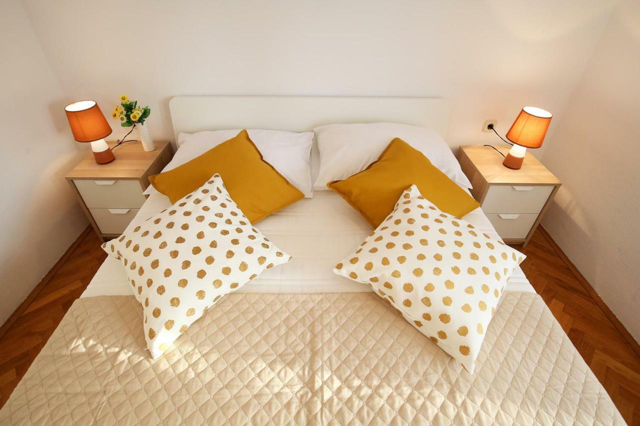 מורטר Apartments Ines מראה חיצוני תמונה