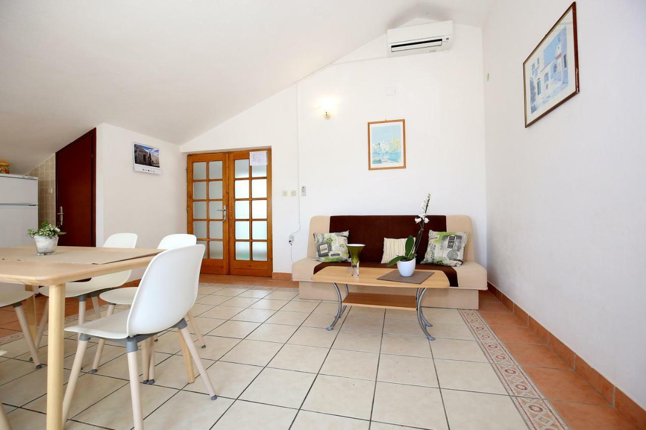 מורטר Apartments Ines מראה חיצוני תמונה