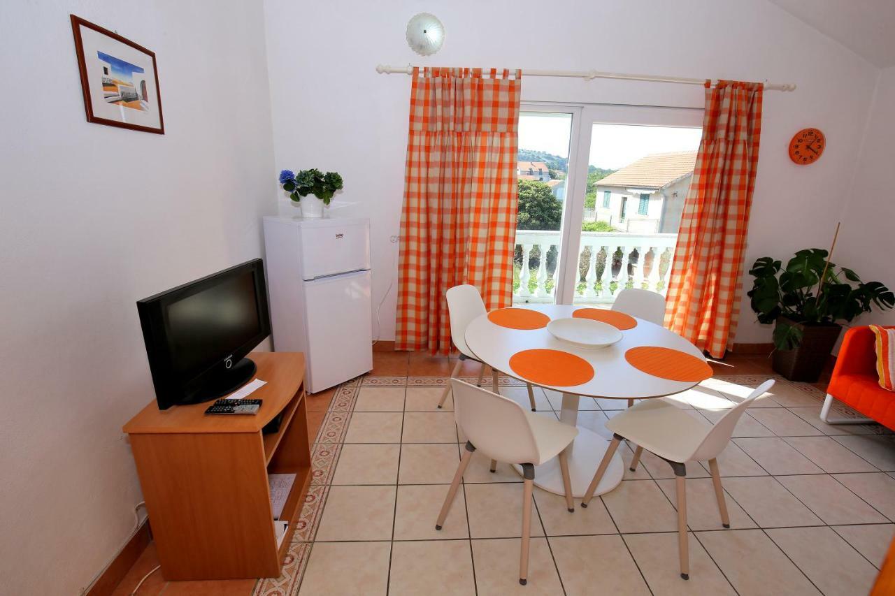 מורטר Apartments Ines מראה חיצוני תמונה